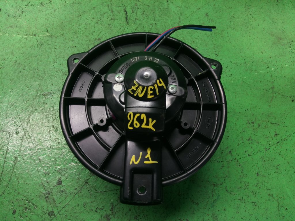 Мотор печки TOYOTA WISH ZNE14 (б/у) #1