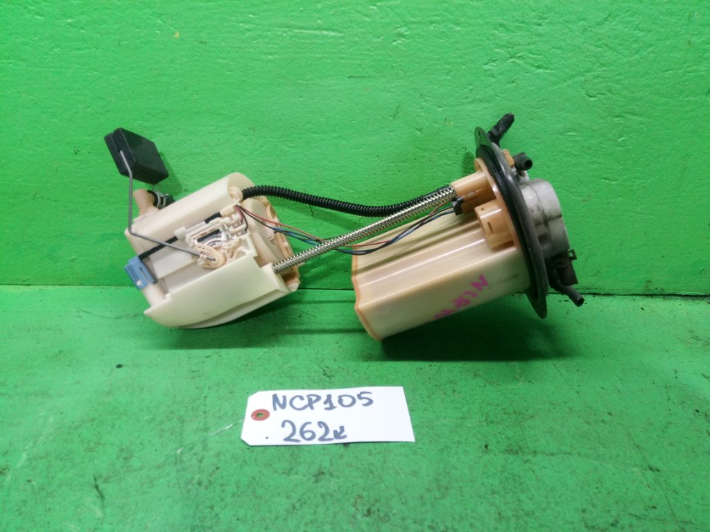Бензонасос TOYOTA RACTIS NCP105 (б/у)