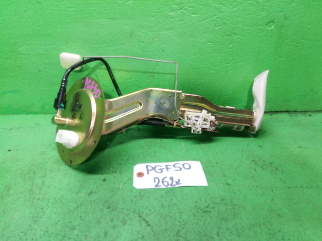 Бензонасос NISSAN PRESIDENT PGF50 (б/у)