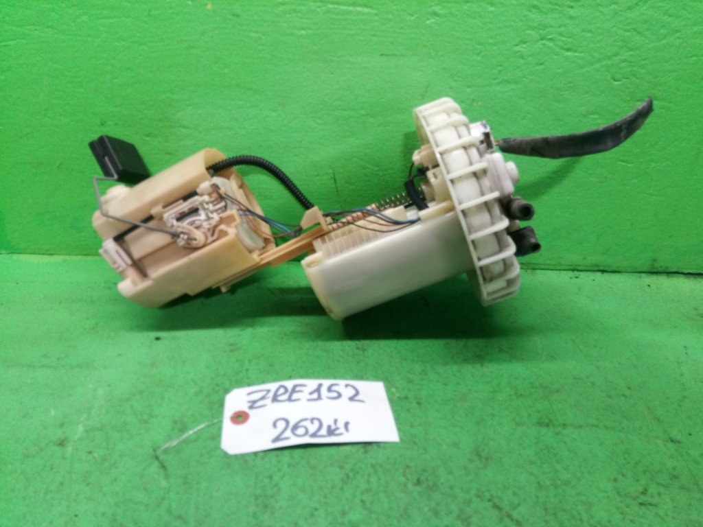Бензонасос TOYOTA COROLLA RUMION ZRE152 (б/у)