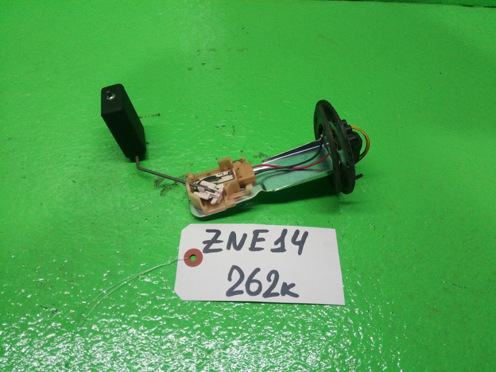 Датчик уровня топлива TOYOTA WISH ZNE14 (б/у)