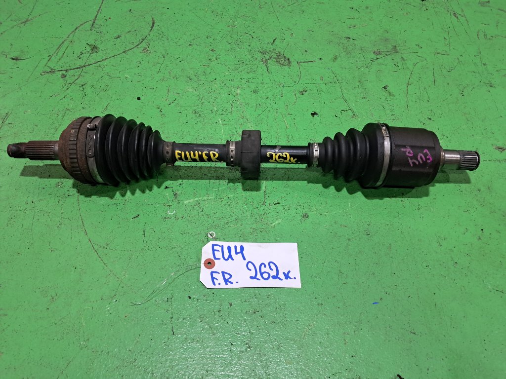 Привод HONDA CIVIC EU4 передний правый (б/у)