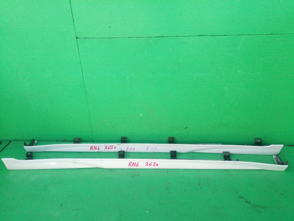Обвес HONDA STREAM RN6 (б/у)