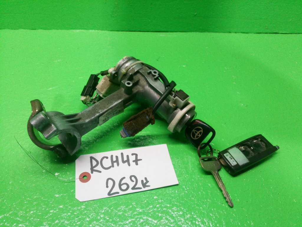 Замок зажигания TOYOTA REGIUS RCH47 (б/у)
