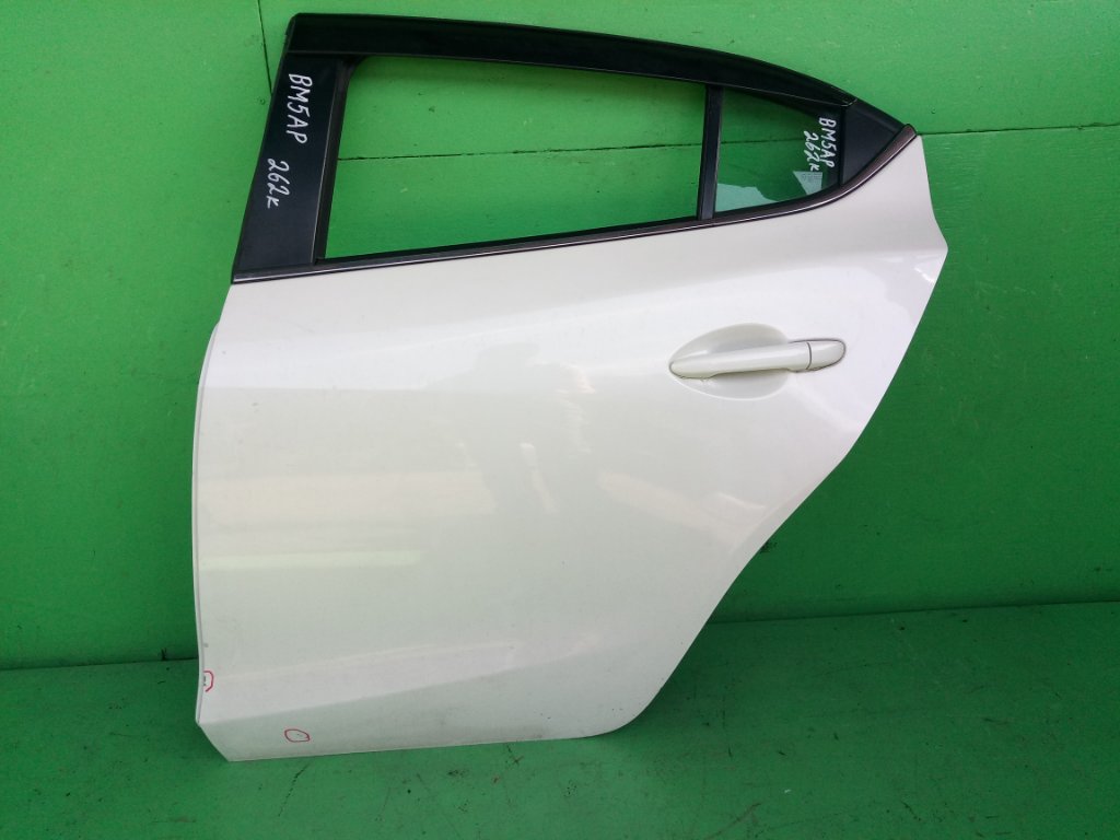 Дверь MAZDA AXELA BM5AP задняя левая (б/у)