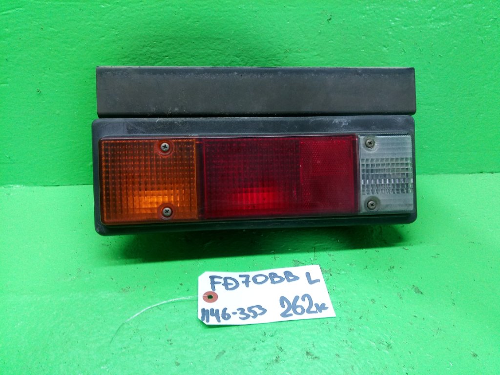 Стоп-сигнал MITSUBISHI CANTER FD70BB левый (б/у)