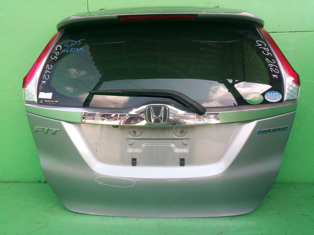 Дверь задняя HONDA FIT GP5 (б/у)