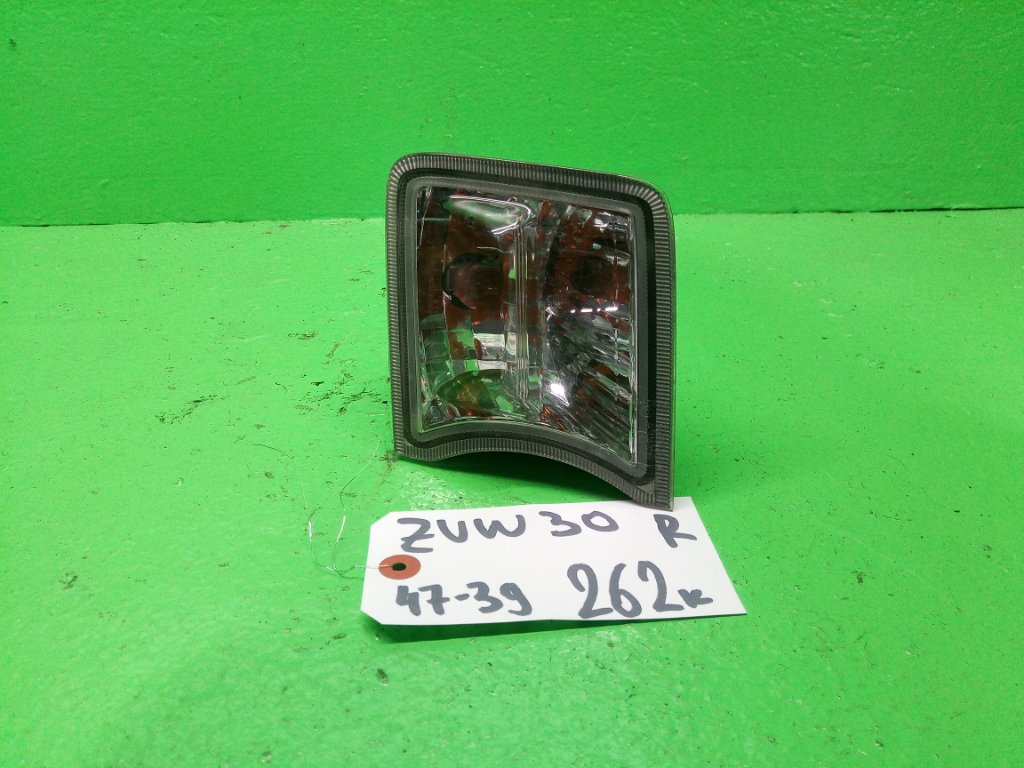 Повторитель TOYOTA PRIUS ZVW30 правый (б/у)