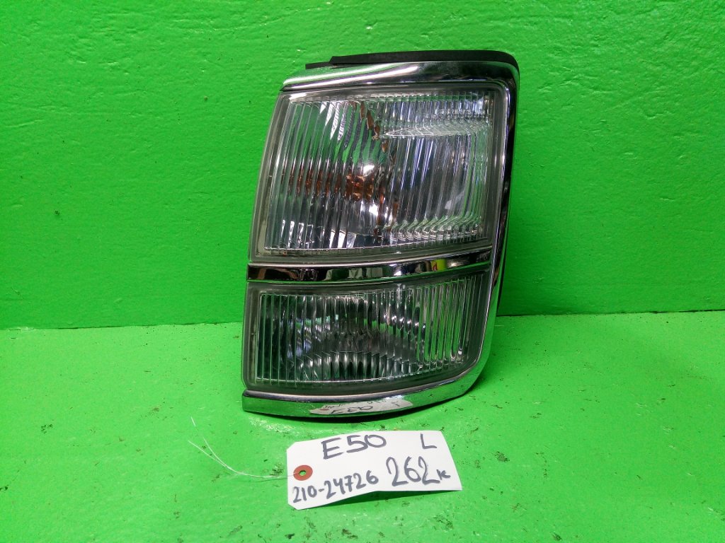 Габарит NISSAN ELGRAND E50 левый (б/у)