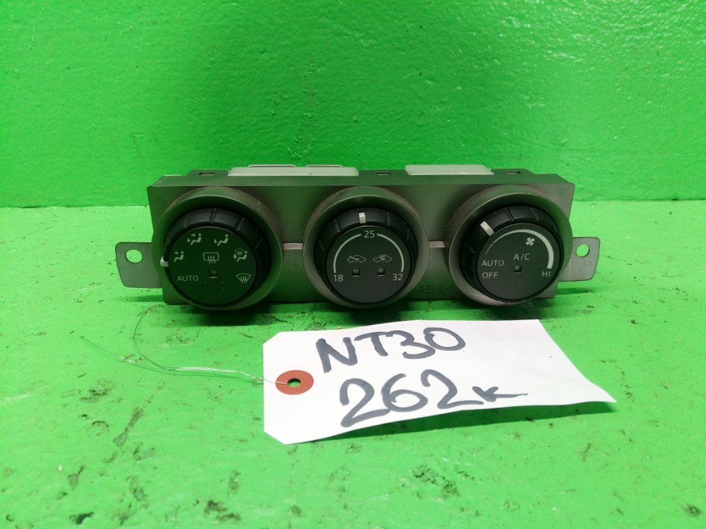 Климат-контроль NISSAN XTRAIL NT30 (б/у)