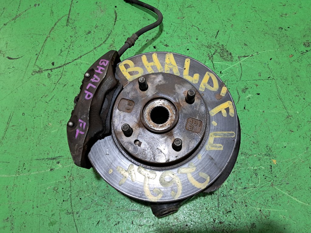Ступица MAZDA FAMILIA BHALP передняя левая (б/у)