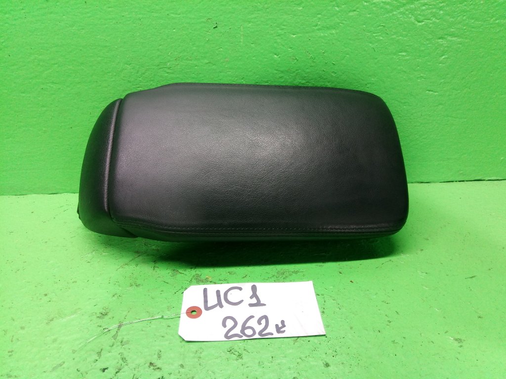 Подлокотник HONDA INSPIRE UC1 (б/у)