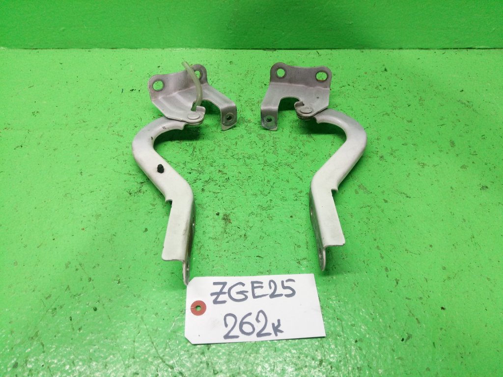 Петля капота TOYOTA WISH ZGE25 передняя (б/у)