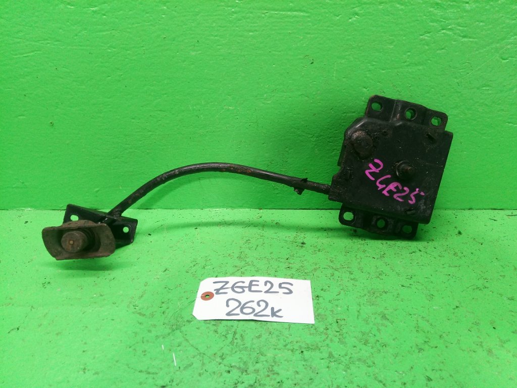Крепление запасного колеса TOYOTA WISH ZGE25 (б/у)
