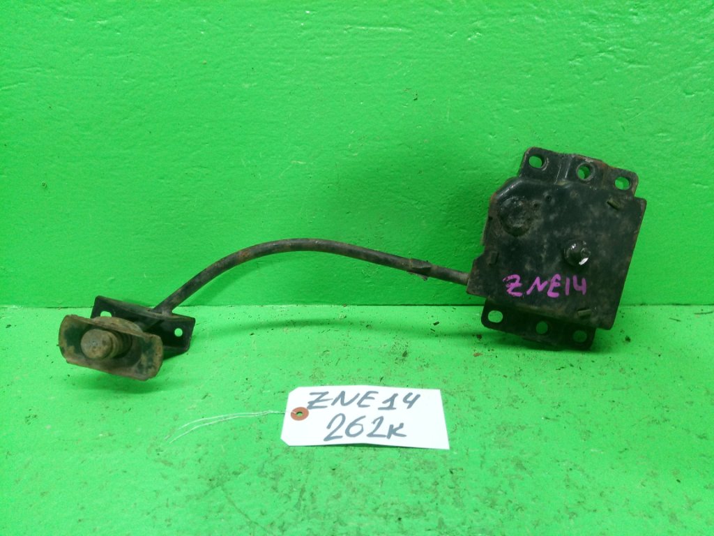 Крепление запасного колеса TOYOTA WISH ZNE14 (б/у)