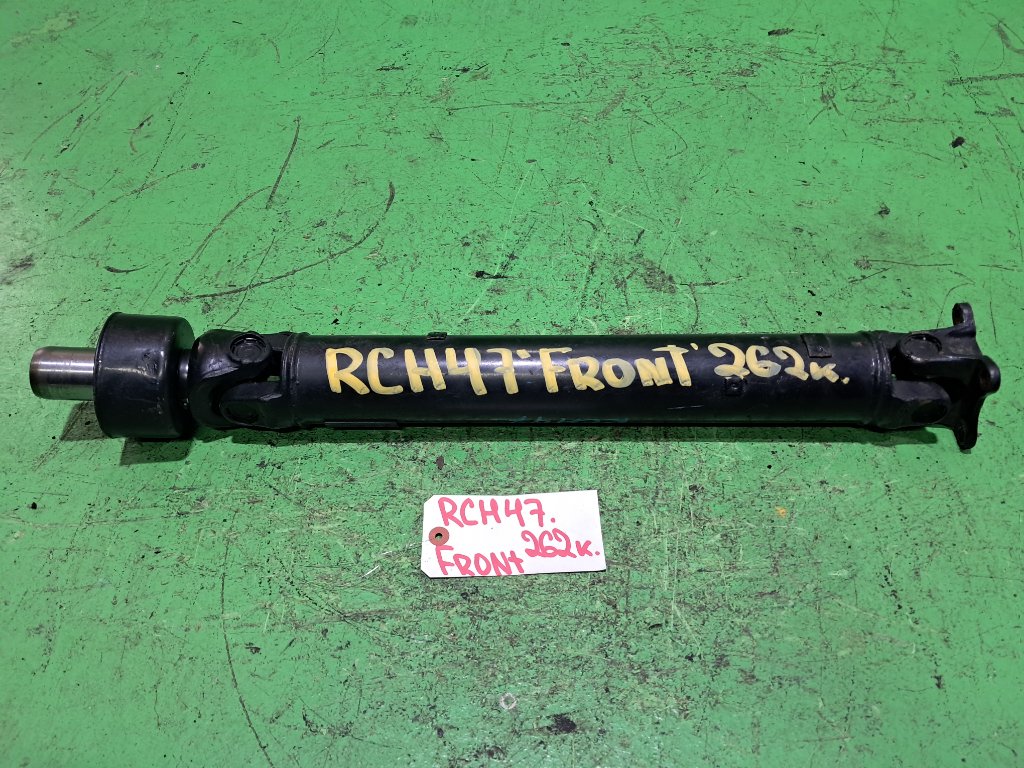 Карданный вал TOYOTA REGIUS RCH47 передний (б/у)