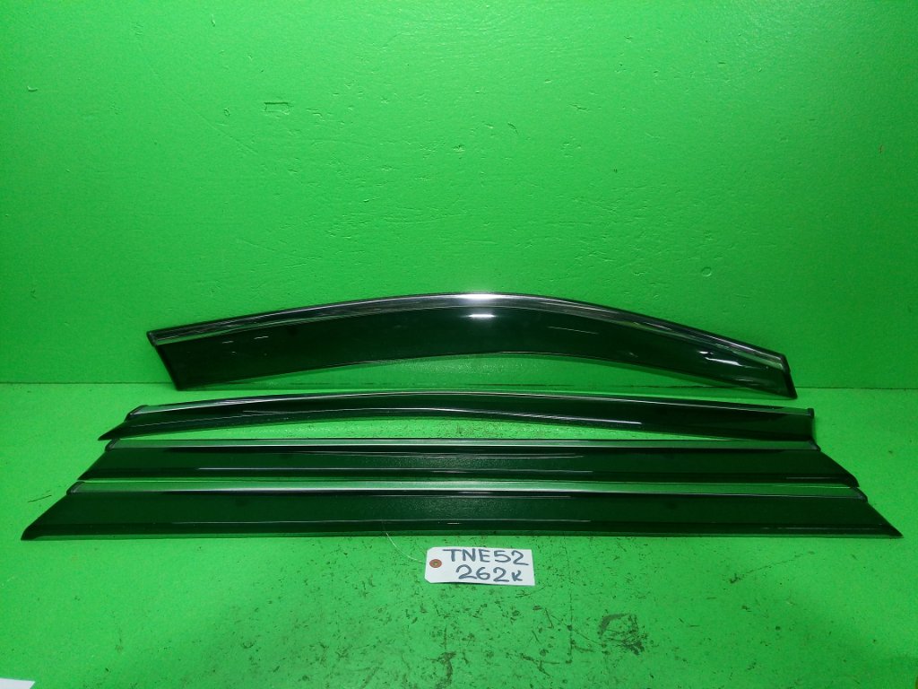 Ветровики комплект NISSAN ELGRAND TNE52 (б/у)