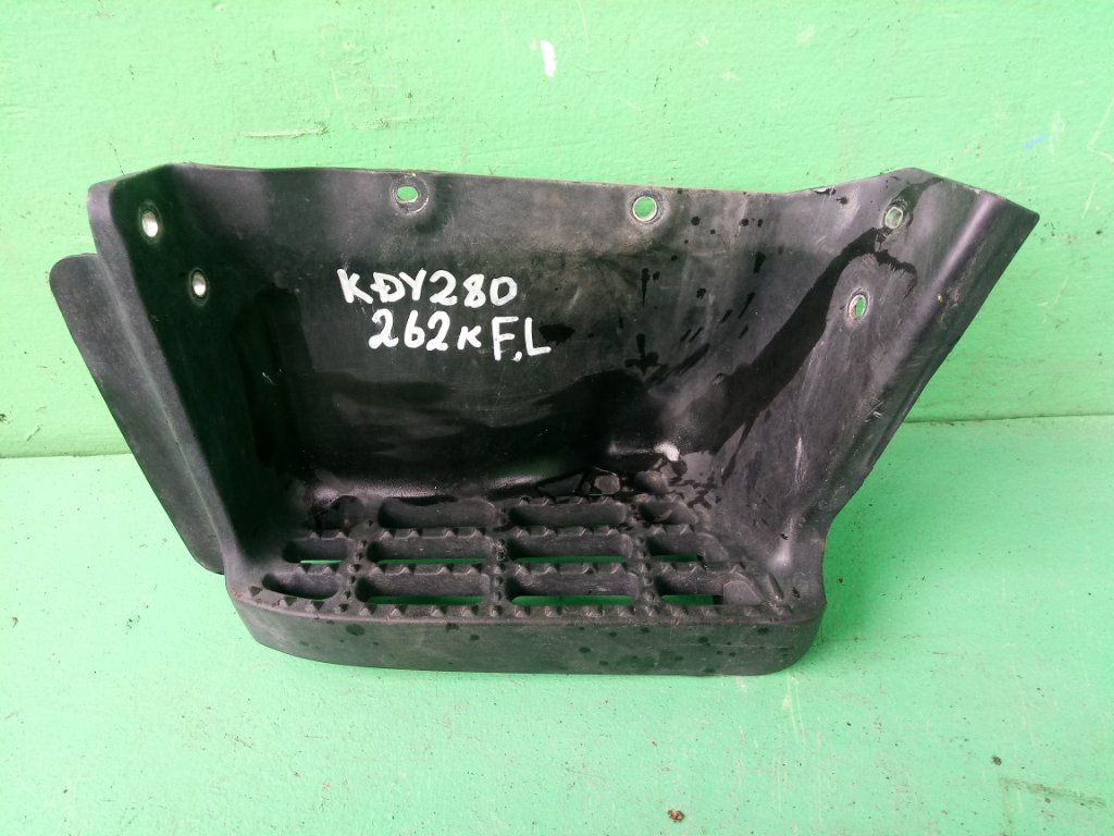 Подножка TOYOTA DYNA KDY280 передняя левая (б/у)
