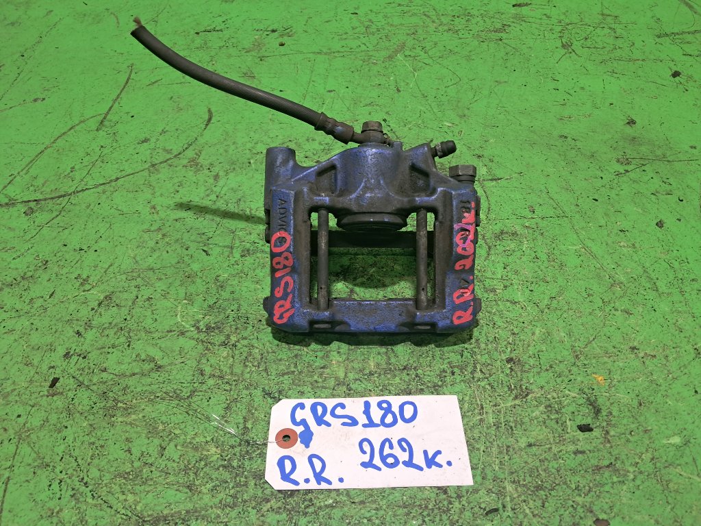 Суппорт TOYOTA CROWN GRS180 задний правый (б/у)