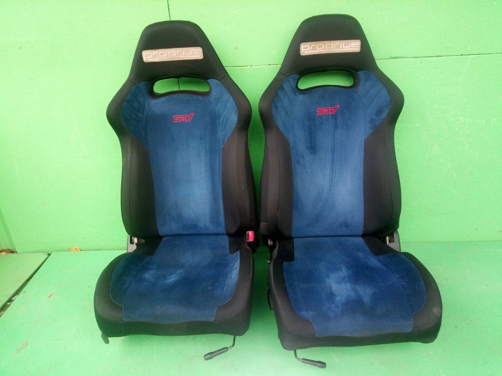 Сидение SUBARU LEGACY BH5 переднее (б/у)