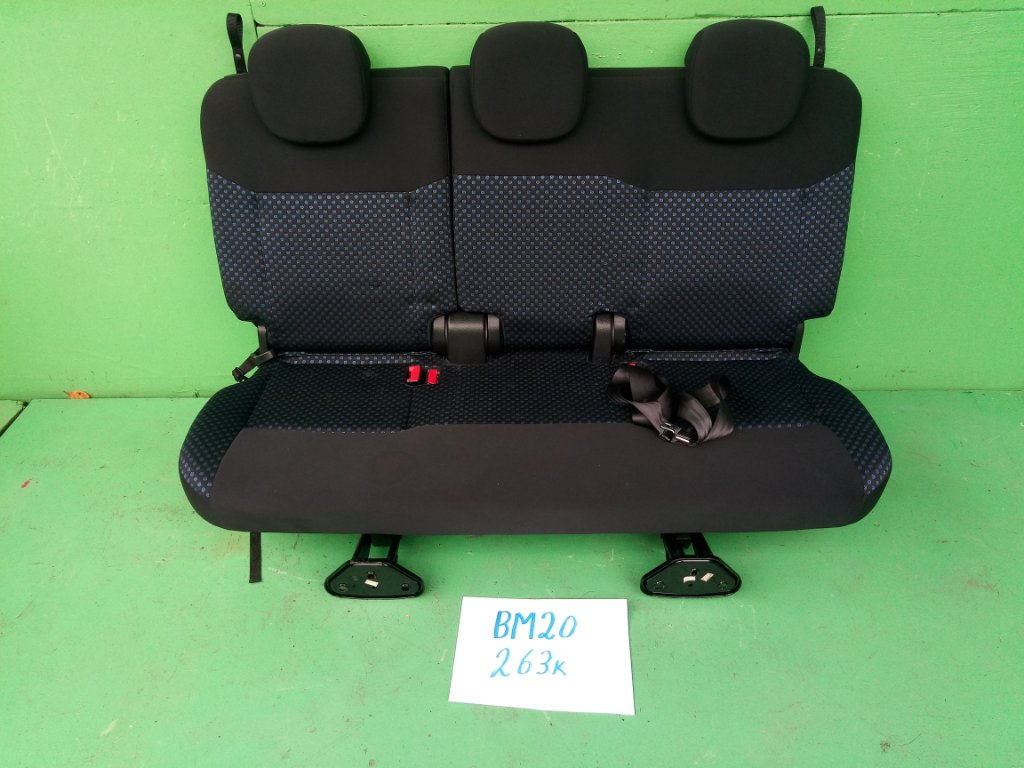 Сидение MITSUBISHI DELICA D3 BM20 заднее (б/у)