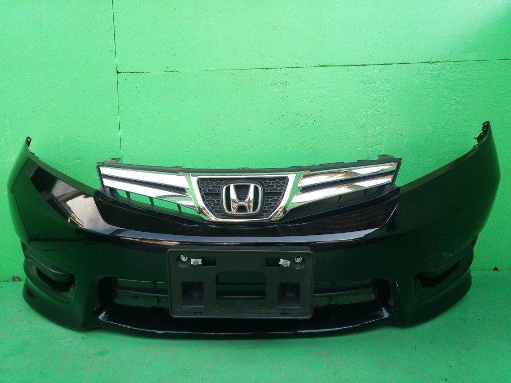 Бампер HONDA FIT SHUTTLE GG7 передний (б/у)