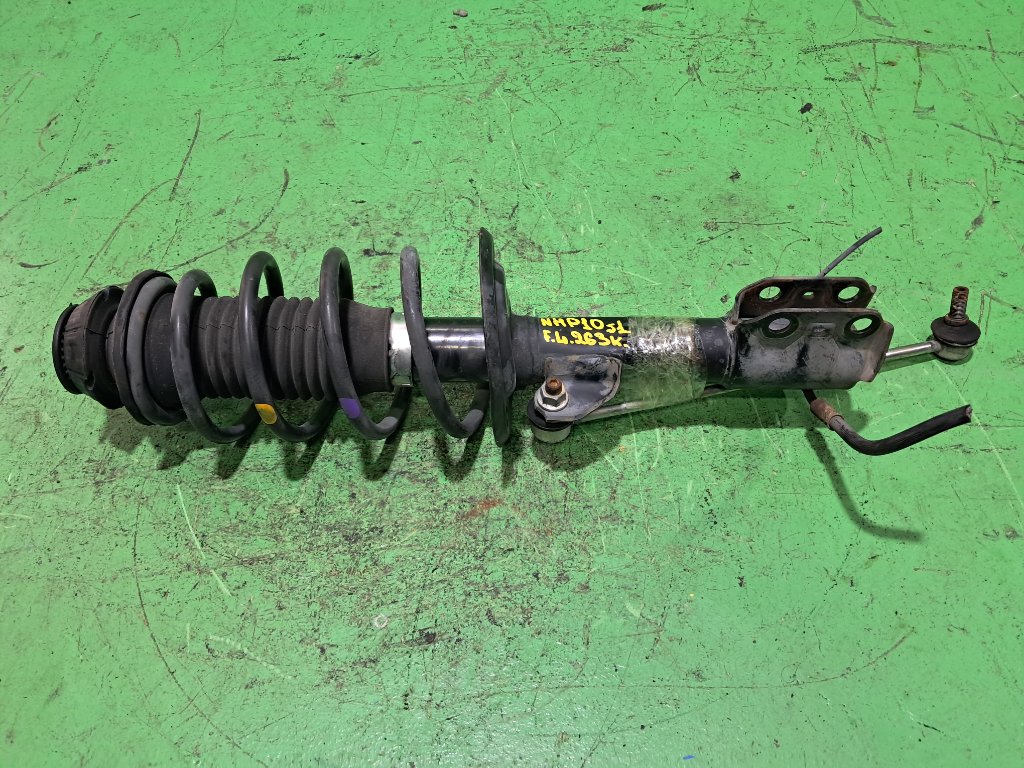 Стойка TOYOTA AQUA NHP10 передняя левая (б/у) #1