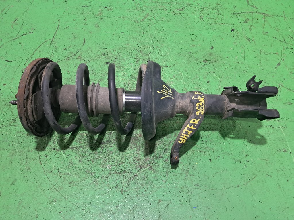 Стойка HONDA ELEMENT YH2 передняя правая (б/у)