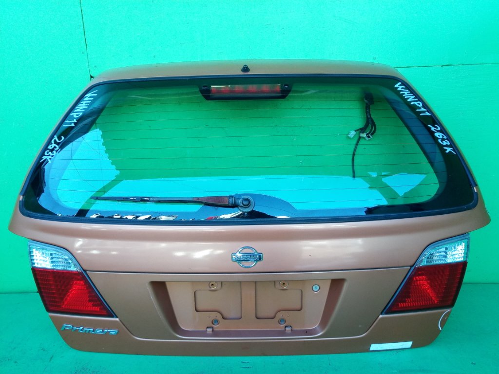 Дверь задняя NISSAN PRIMERA WHNP11 (б/у)