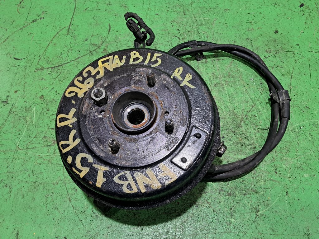 Ступица NISSAN SUNNY FNB15 задняя правая (б/у)