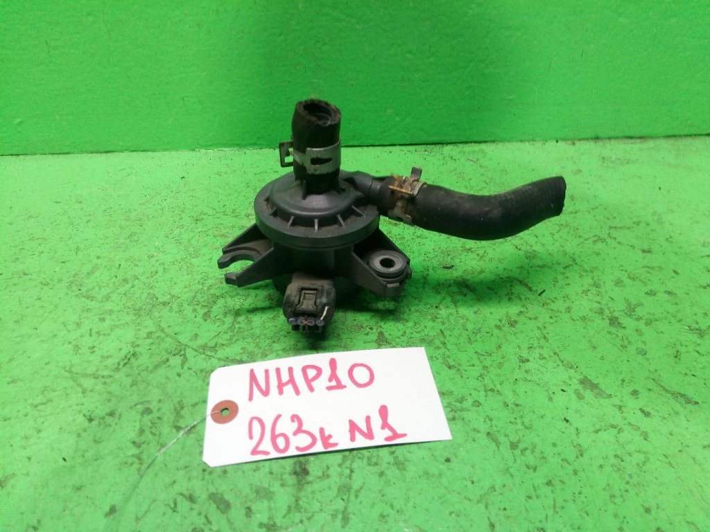 Помпа инвертора TOYOTA AQUA NHP10 (б/у) #1