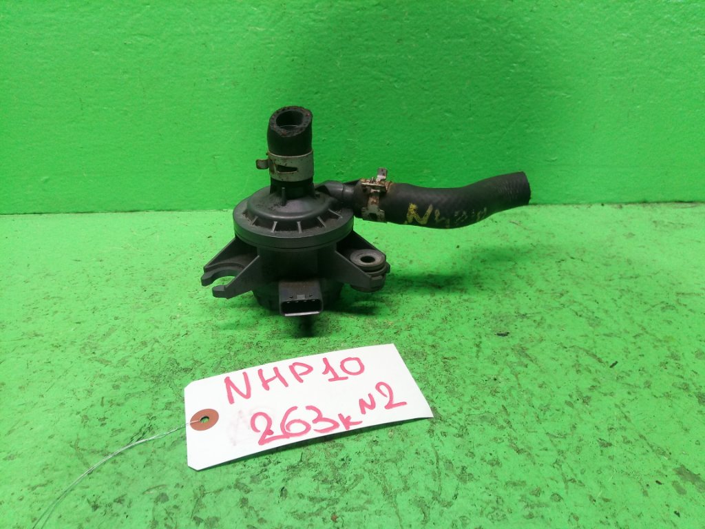 Помпа инвертора TOYOTA AQUA NHP10 (б/у) #2
