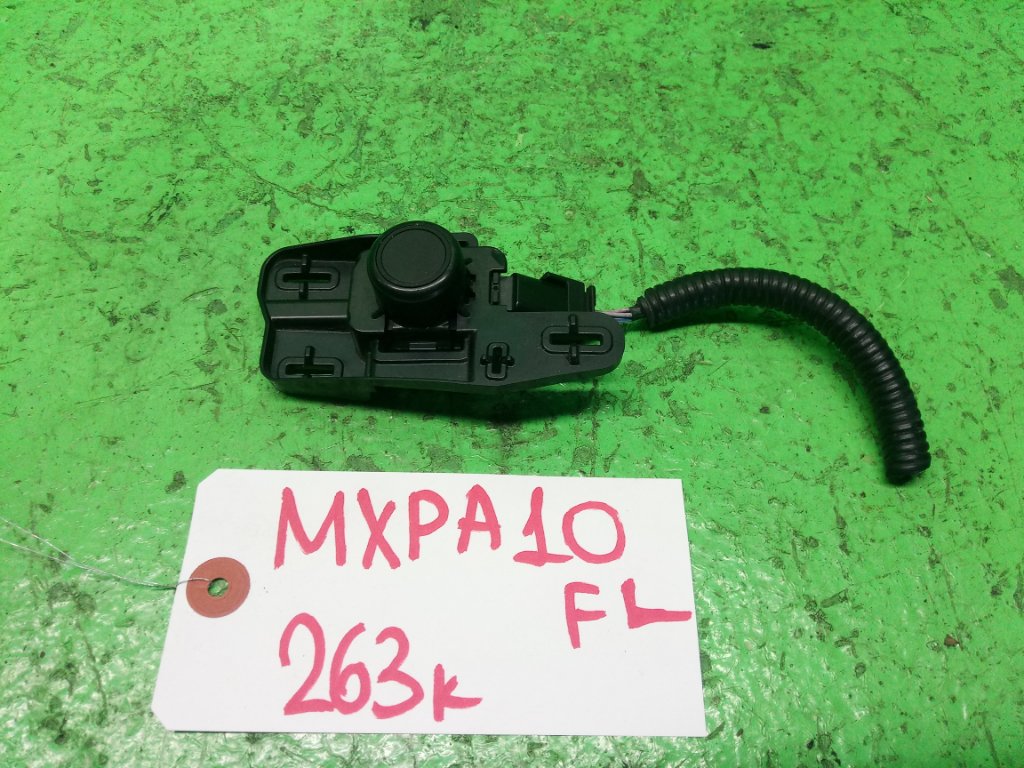 Датчик парктроника TOYOTA YARIS MXPA10 передний левый (б/у)