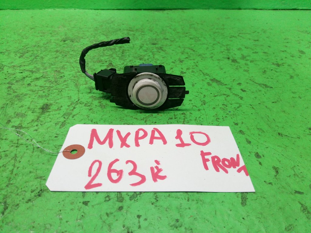 Датчик парктроника TOYOTA YARIS MXPA10 передний (б/у)