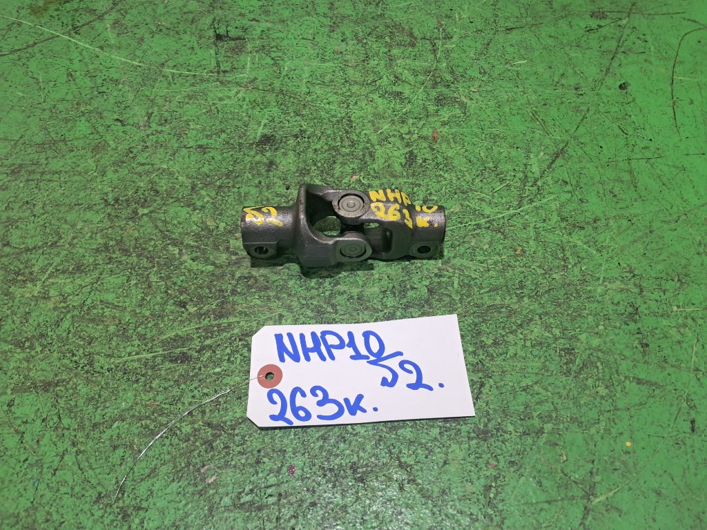 Рулевой карданчик TOYOTA AQUA NHP10 (б/у) #2.