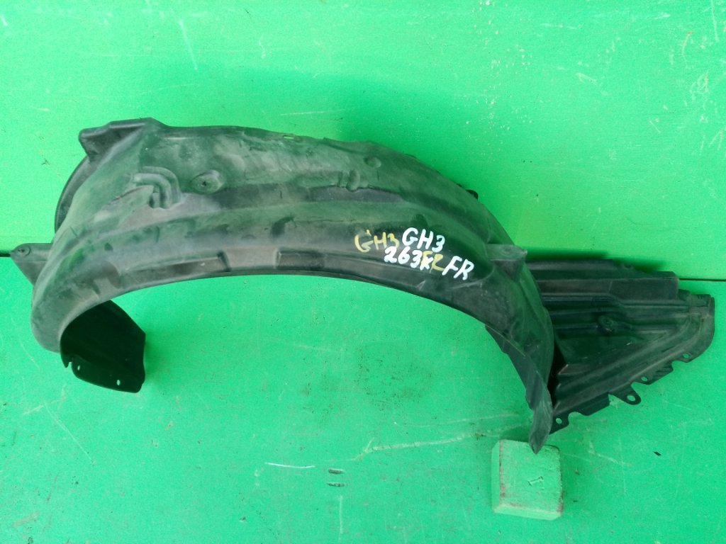 Подкрылок SUBARU IMPREZA GH3 передний правый (б/у)
