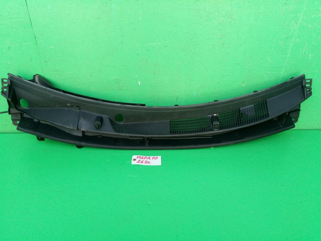 Жабо TOYOTA YARIS MXPA10 (б/у)