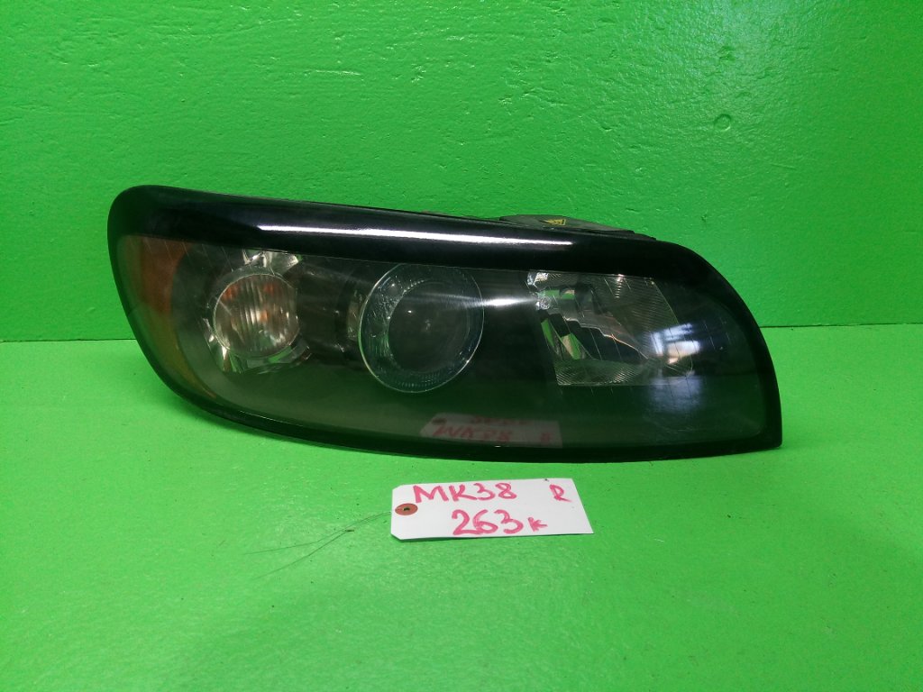 Фара VOLVO C30 MK38 правая (б/у)