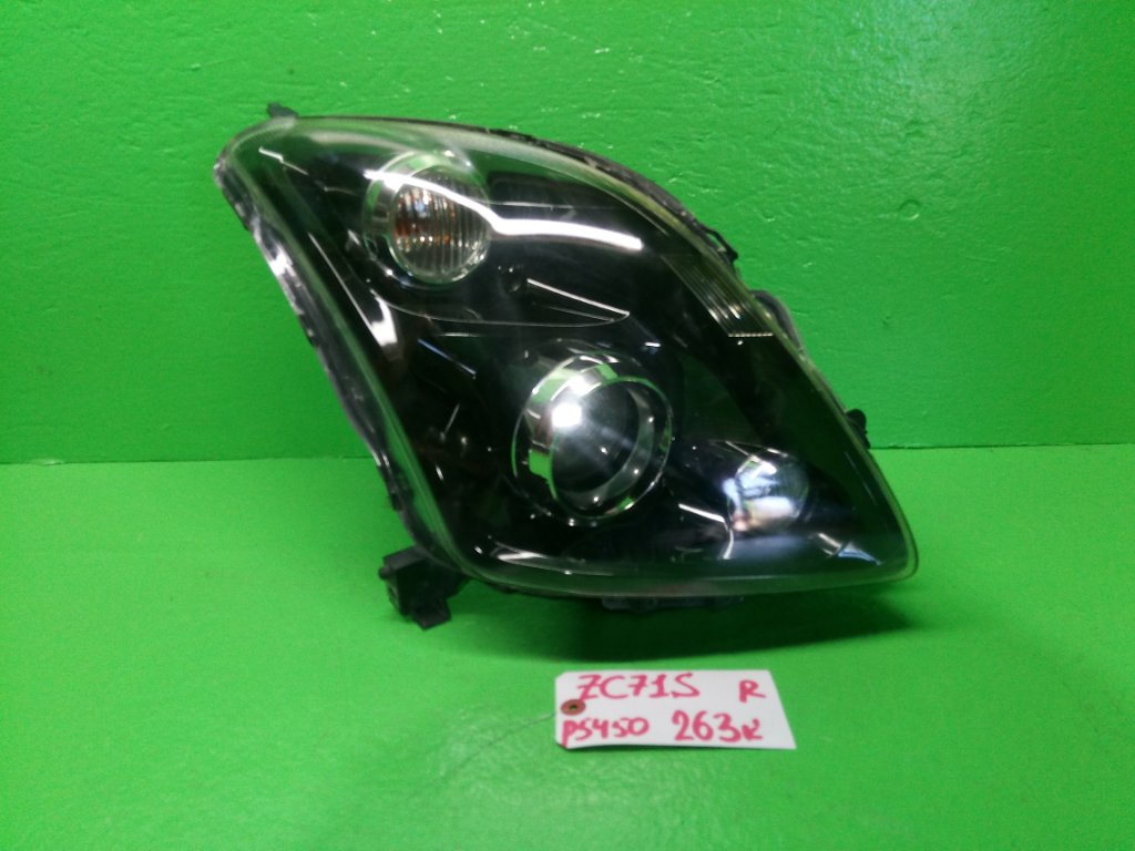Фара SUZUKI SWIFT ZC71S правая (б/у)