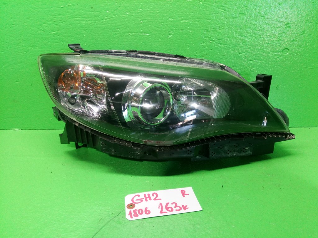 Фара SUBARU IMPREZA GH2 правая (б/у)