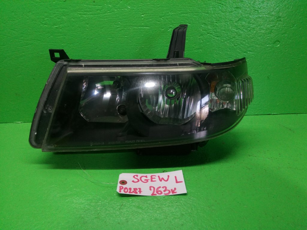 Фара MAZDA BONGO FRIENDEE SGEW левая (б/у)