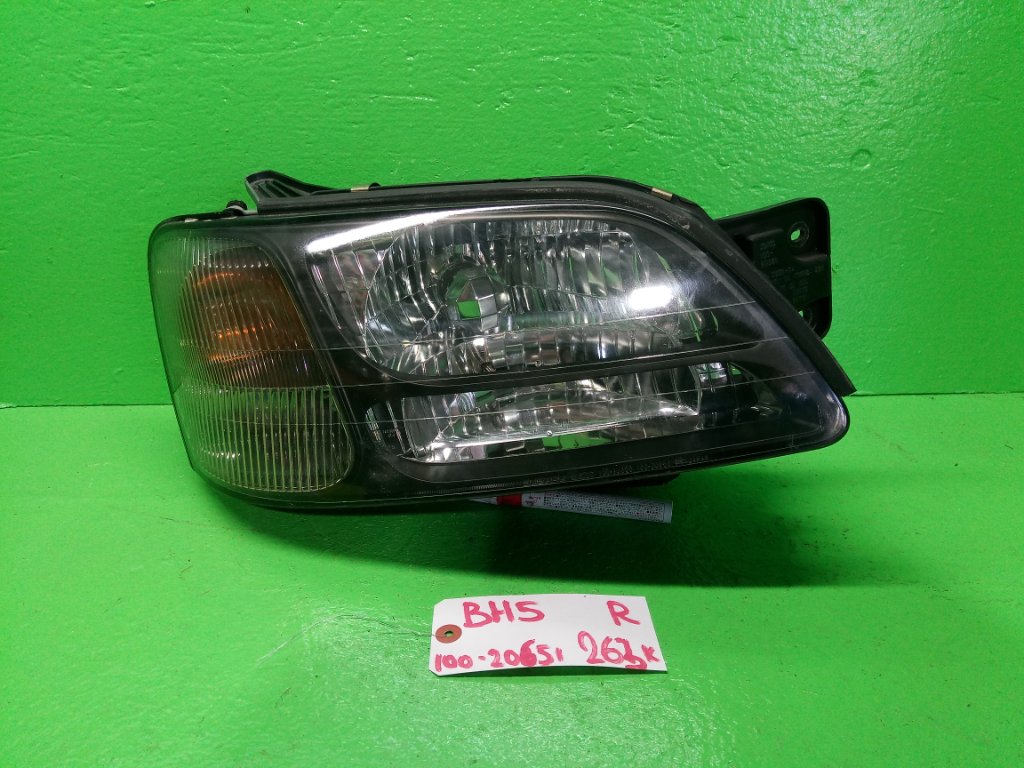 Фара SUBARU LEGACY BH5 правая (б/у)