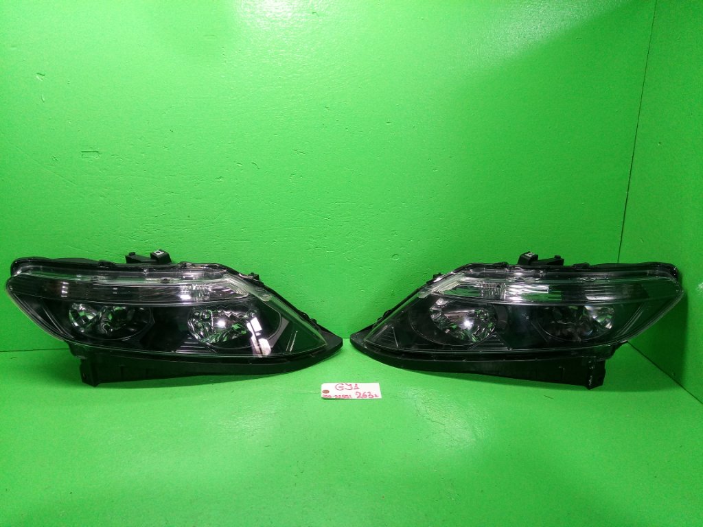 Фара HONDA AIRWAVE GJ1 (б/у) Фара HONDA AIRWAVE GJ1 (б/у)