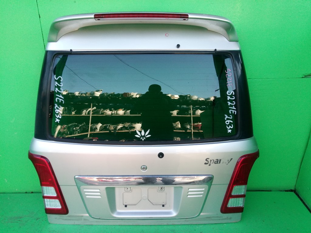 Дверь задняя TOYOTA SPARKY S221E (б/у)