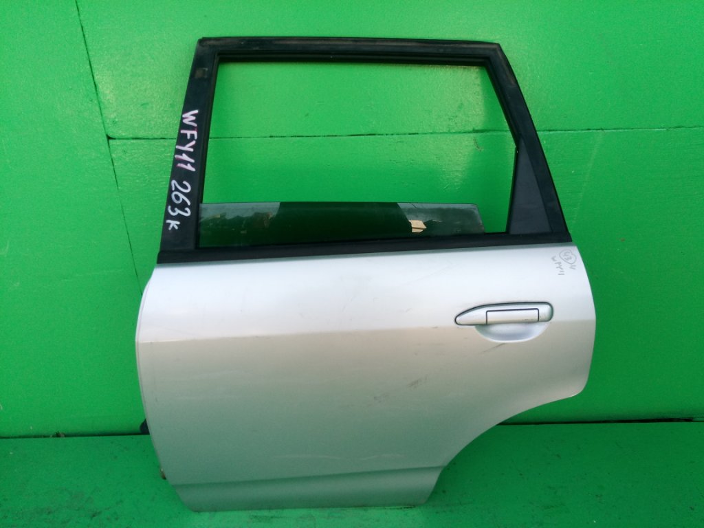 Дверь NISSAN WINGROAD WFY11 задняя левая (б/у)