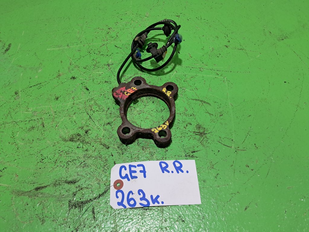 Датчик abs HONDA FIT GE7 задний правый (б/у)