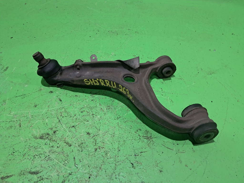 Рычаг SUBARU FORESTER SHJ задний правый (б/у)