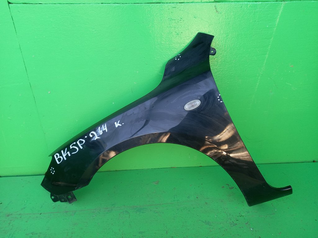Крыло MAZDA AXELA BK5P переднее левое (б/у)