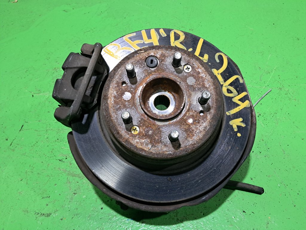 Ступица HONDA EDIX BE4 задняя левая (б/у)