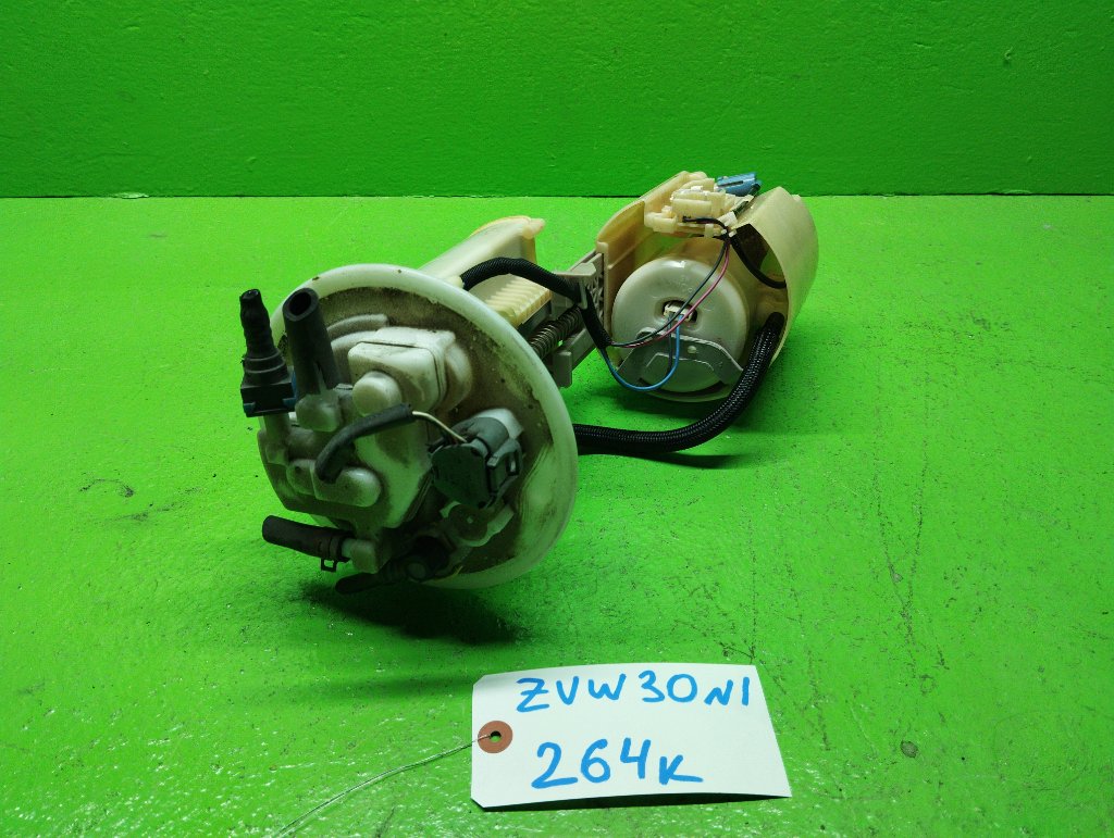 Бензонасос TOYOTA PRIUS ZVW30 (б/у) N1